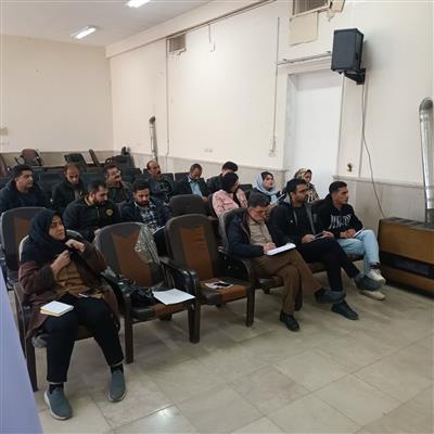 برگزاری كارگاه آموزشی مهارتی پرورش قارچ خوراكی در شهرستان خمینی شهر استان اصفهان